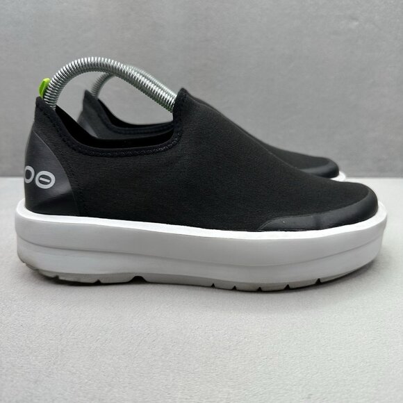 OOFOS OOmega eeZee Low Womens Size 9 Shoes Black Recovery Comfort Lifestyle Slip - Picture 1 of 8